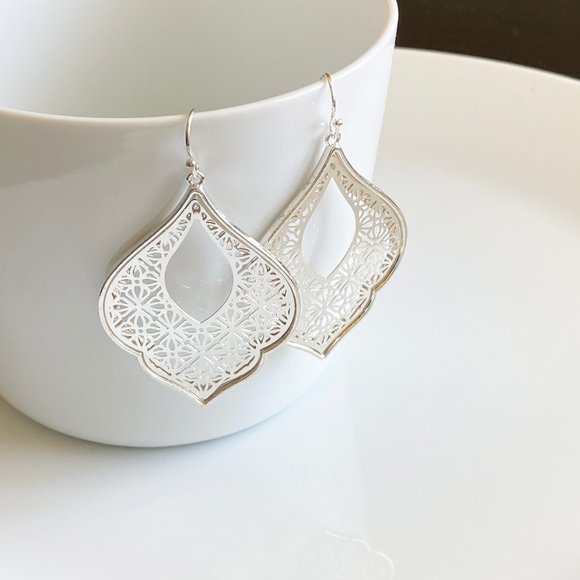 Jewelry - NEW Morocco Filigree Earrings (silver)